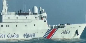 澎湖漁船連人遭扣!海巡只能望而卻步