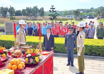 金門「常勝將軍」還在你我身邊：金廈海峽、金門酒廠、故居、學堂與勳章